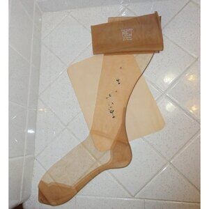 Vintage Veitel Jewel Thigh High Cuban Heel Stockings Keyhole seamline champagne